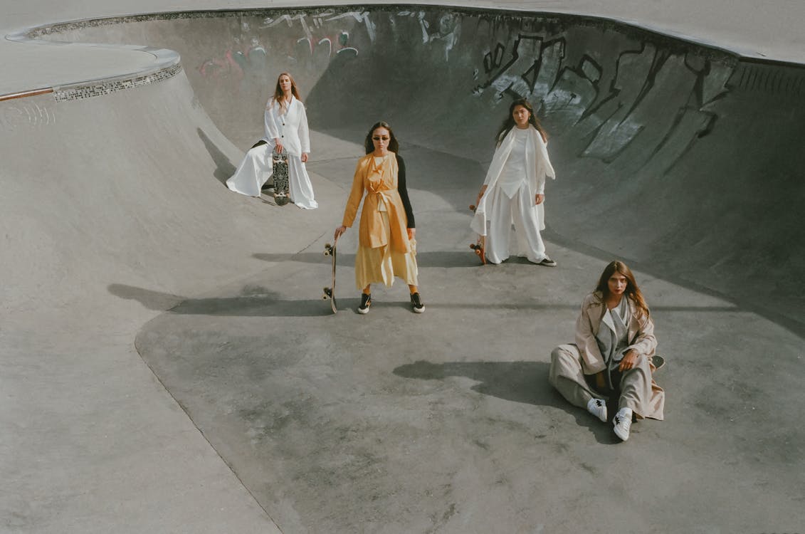 The Art of Oversized Fashion: How to Master Relaxed Silhouettes in 2026