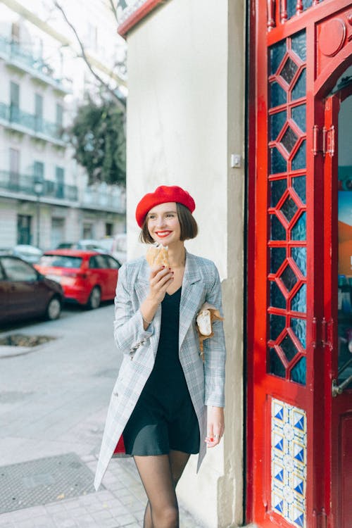 The French Girl Aesthetic: Effortless Chic for Modern Women