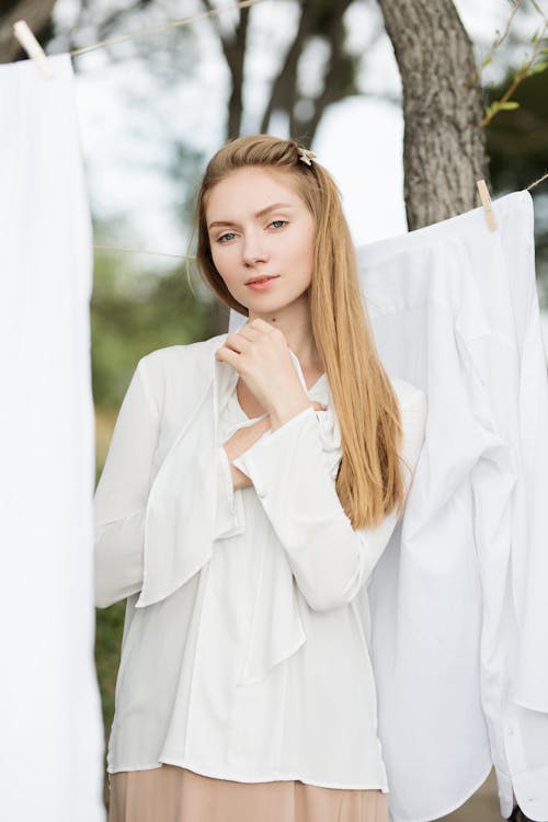 Linen Fashion Guide: Mastering Summer's Most Elegant Fabric in 2026