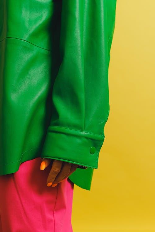 Color Blocking Made Easy: How to Wear Bold Color Combinations Like a Fashion Pro