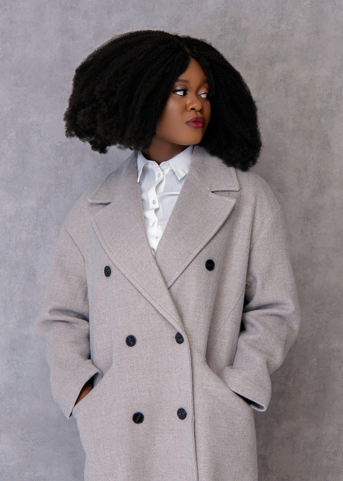 Double-Breasted Coats: Timeless Elegance for Modern Wardrobes
