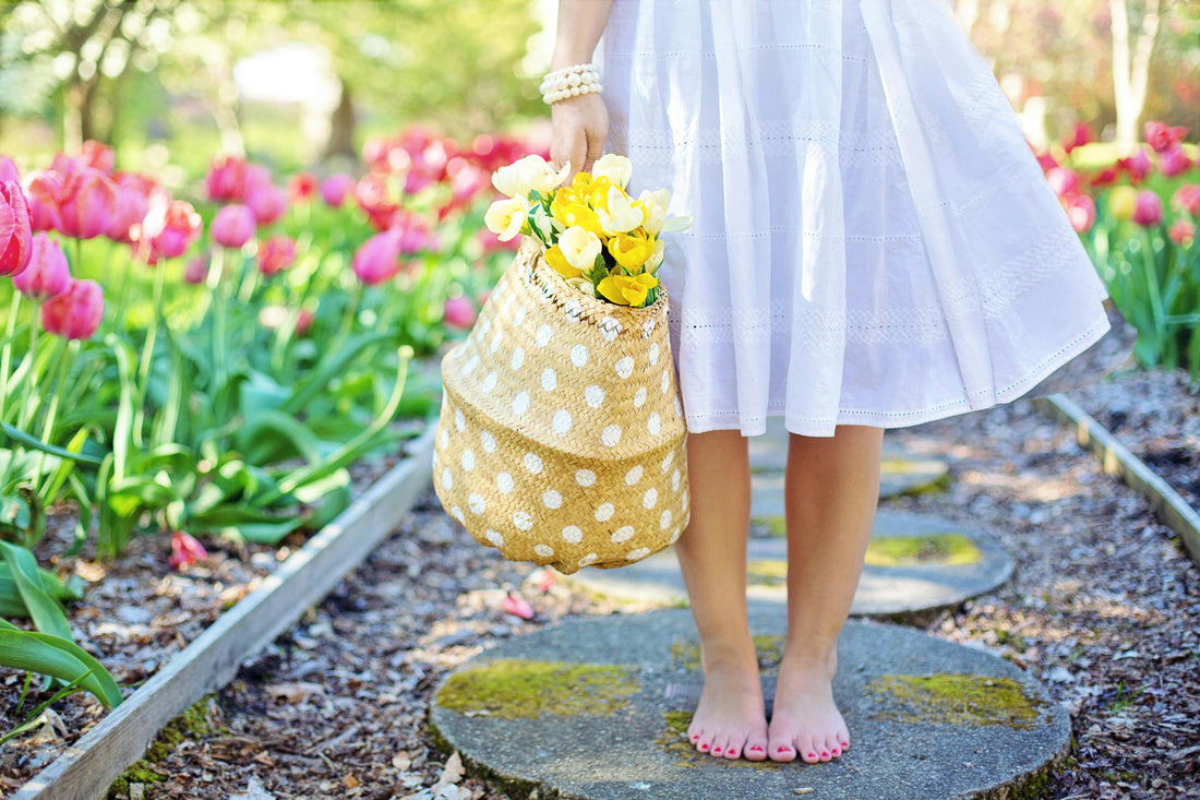 Romantic Florals for Spring: Elegant Dresses and Styling Ideas