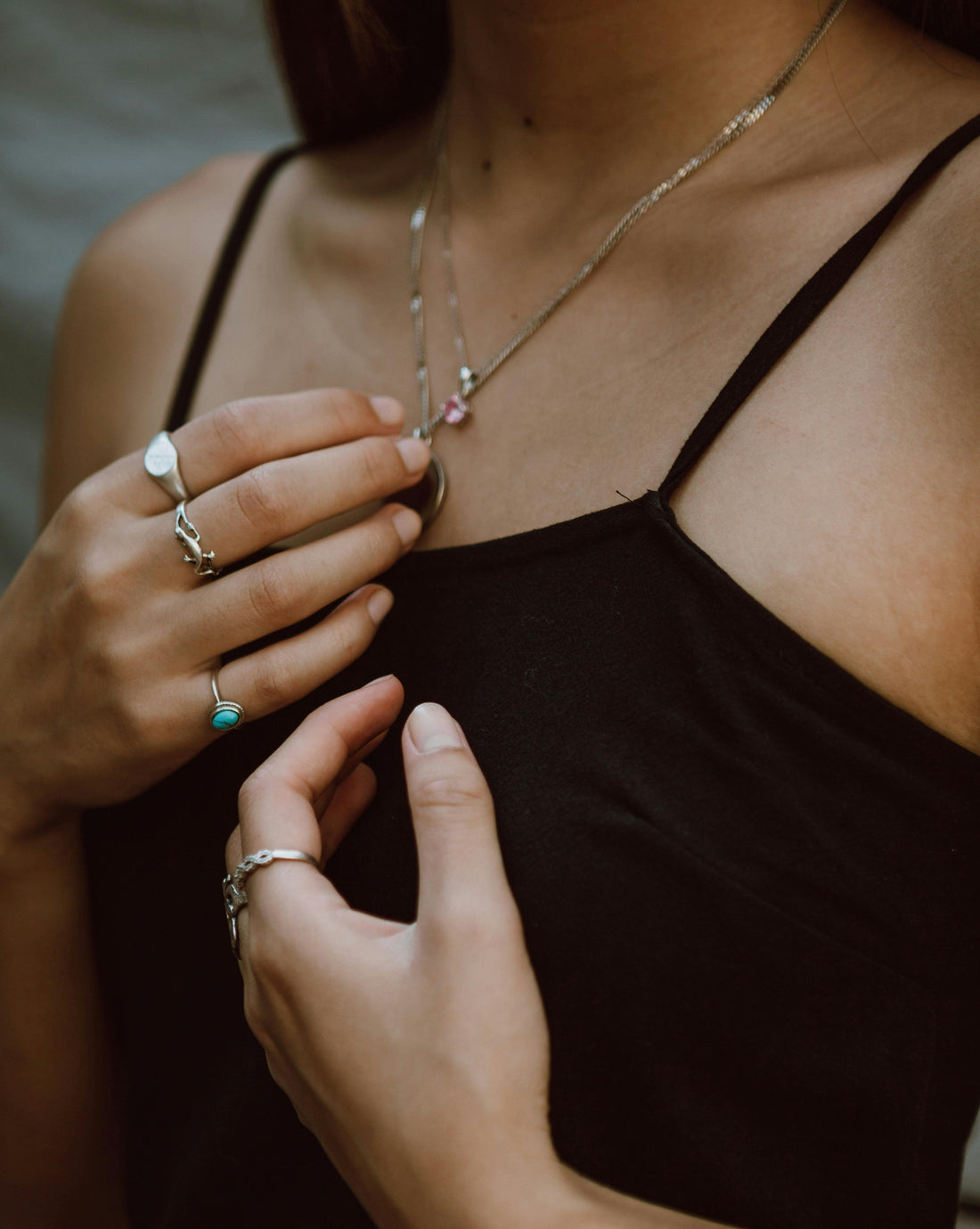 The Art of Minimalist Jewelry: How to Style Watches, Bracelets & Delicate Accessories