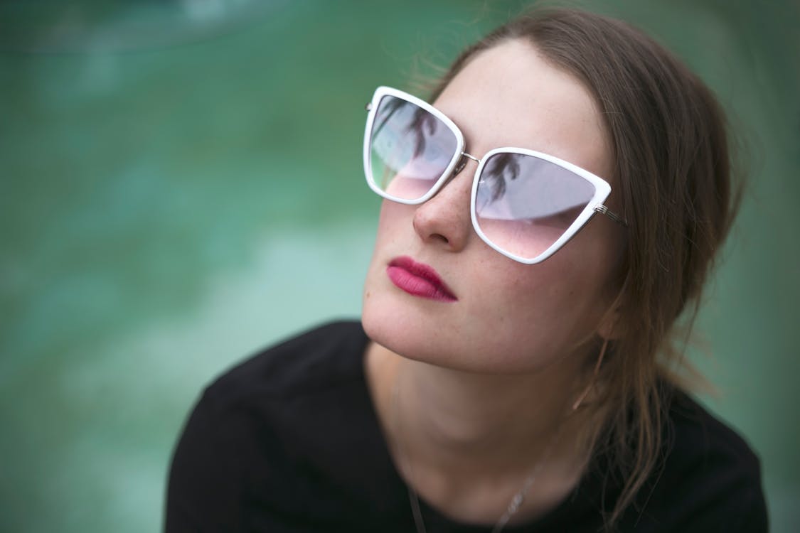5 Sunglasses Trends You'll See Everywhere This Summer
