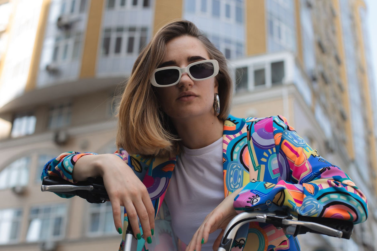 Color-Blocking for People Who Only Own Black and Beige