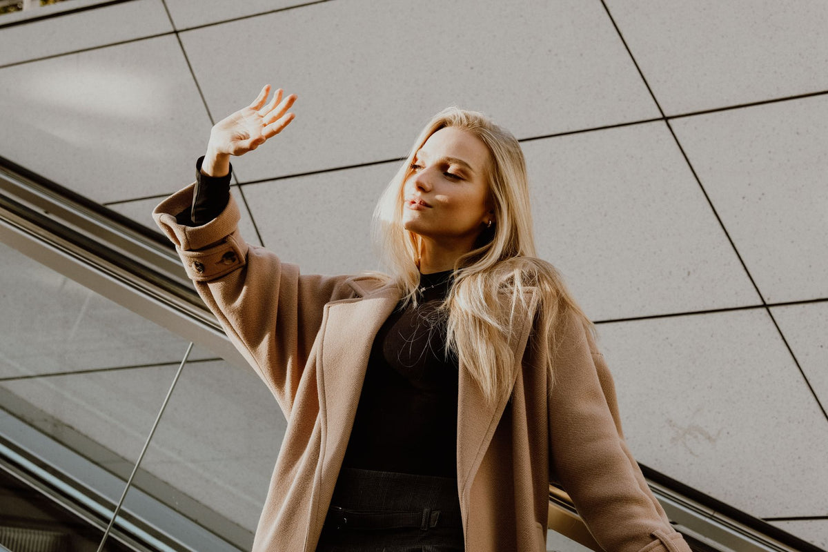 Chunky Knit Under a Coat: Which Silhouettes Don't Bulk Up