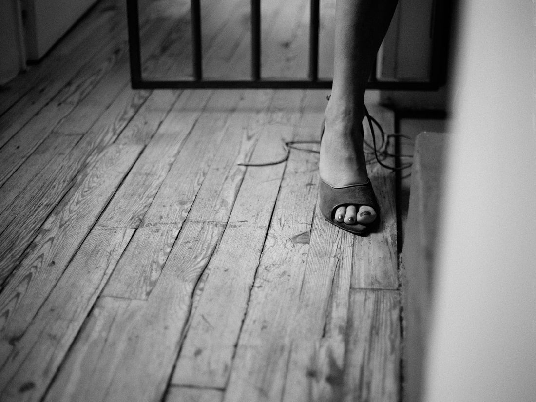 Wide Feet? Why Half a Size Up Doesn't Actually Help