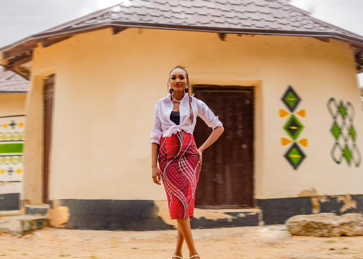 Bought a Bold Printed Skirt and Froze? What to Pair It With