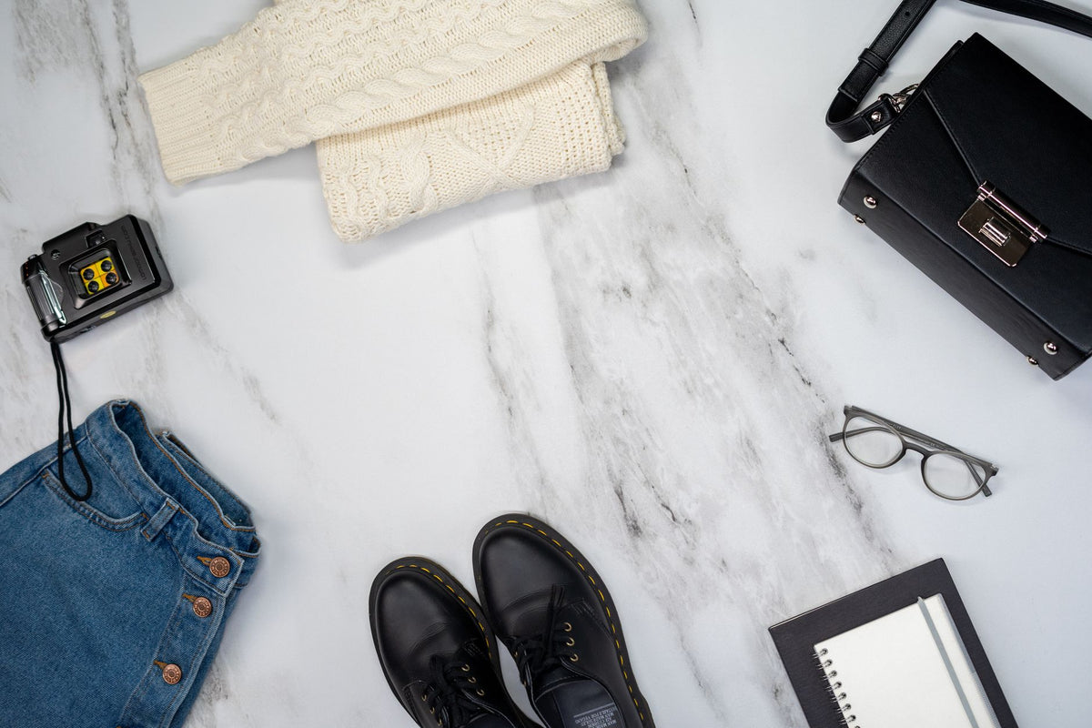 How to Build Your Own Seasonal Lookbook From Your Closet