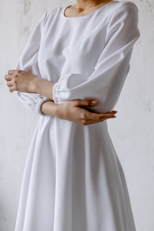 Cloud Dancer: How to Wear 2026's Biggest Color Trend With Confidence