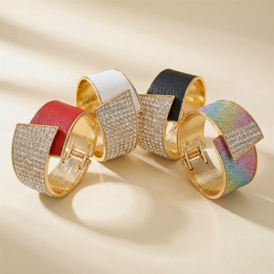 Aura Diamond Wave Bracelet