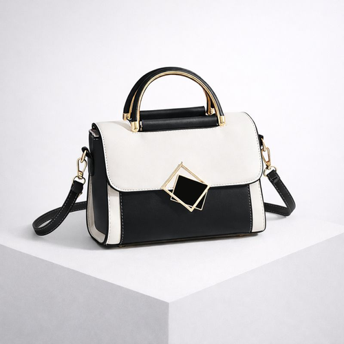 Women's black paige shoulder bag — everyday accessory