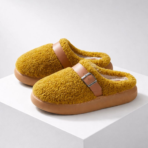 Women's yellow slippers front view — everyday — Queey Plush Slippers — Sonverdano