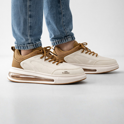 Men's beige sneakers close-up — casual for every occasion — Jee 1995 Chunky Sneakers — Sonverdano