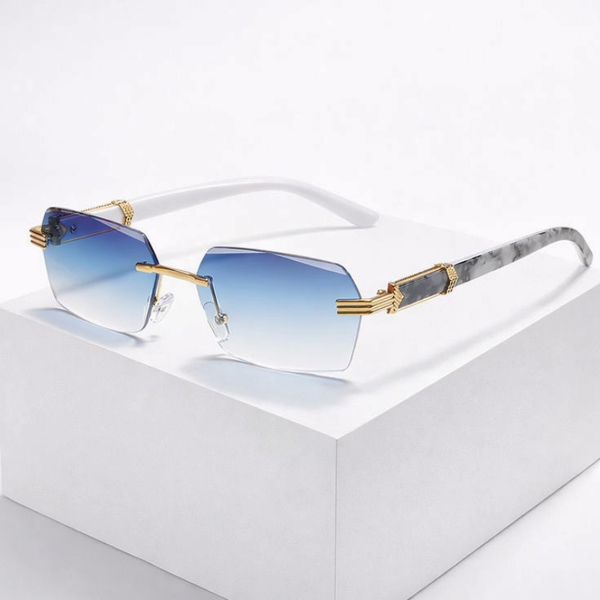 Women's Black sunglasses — finishing touch