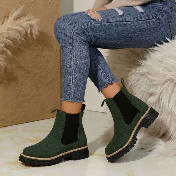 Alevtina Chelsea Boots