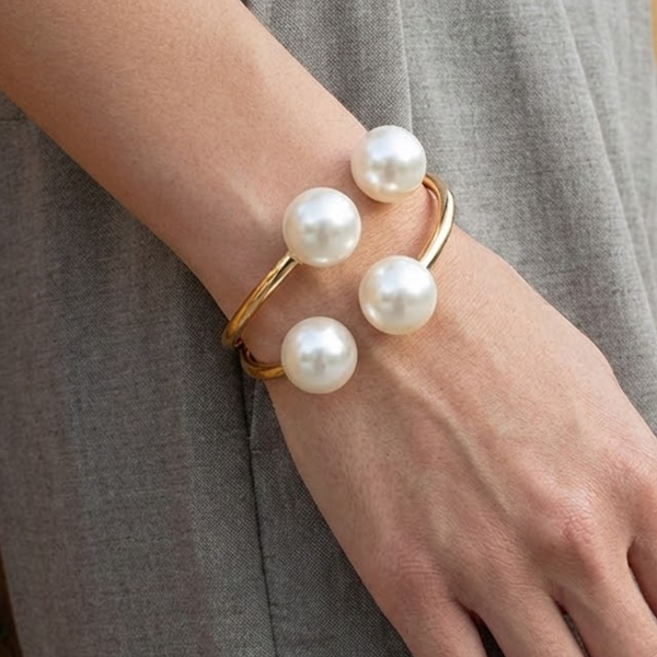 Aura Double Pearl Bangle