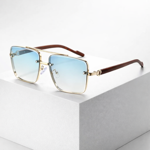 Women's item — everyday essential