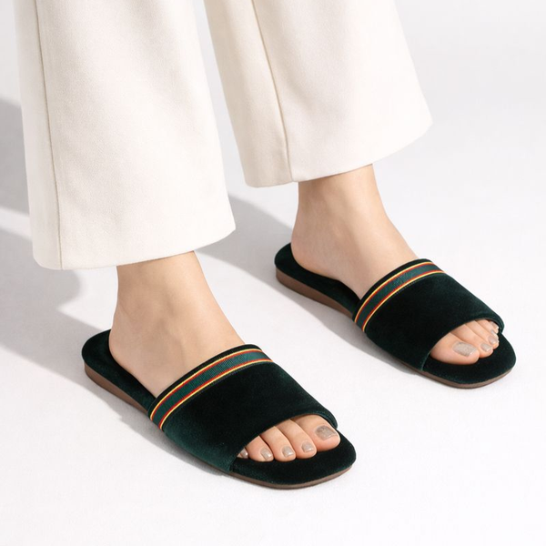 Women's spin-ons open toe slippers — footwear