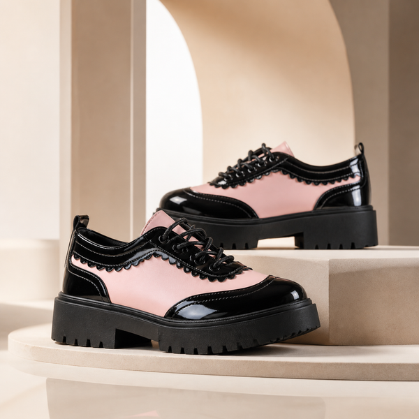 Women's lace shoes side view — versatile — Beatrix Wingtip Oxford Shoes — Sonverdano
