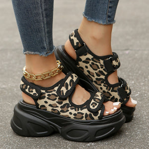 Women's sand sandals side view 9 — summer for every occasion — Lizzie Chunky Sandals — Sonverdano