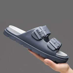 Buckel B Sandals