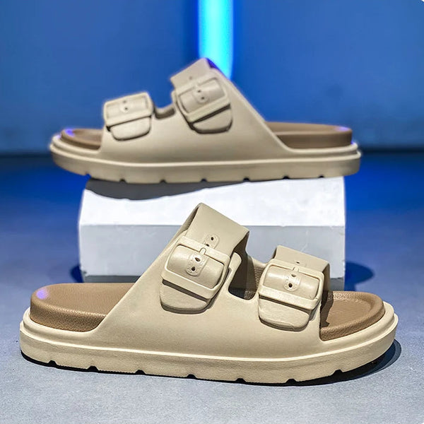 Buckel B Sandals