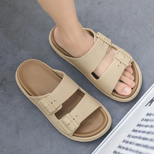 Buckel B Sandals