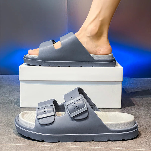 Buckel B Sandals
