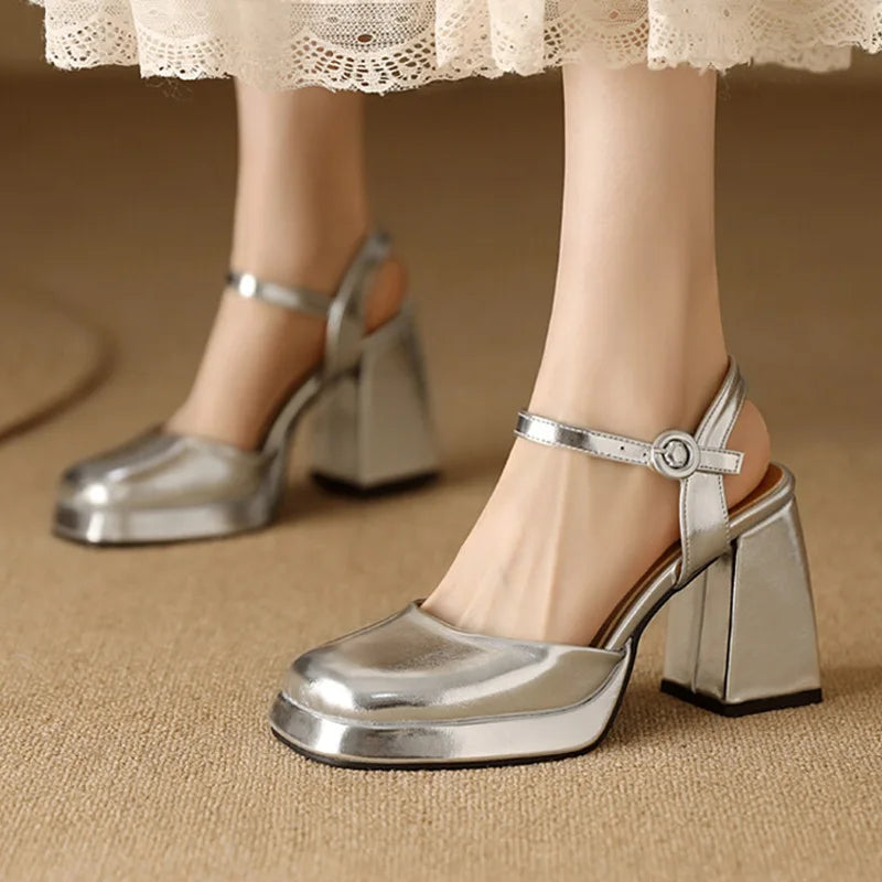 Women's leather heels alternate angle 2 — elegant — Sole Bella Flare Heels — Sonverdano
